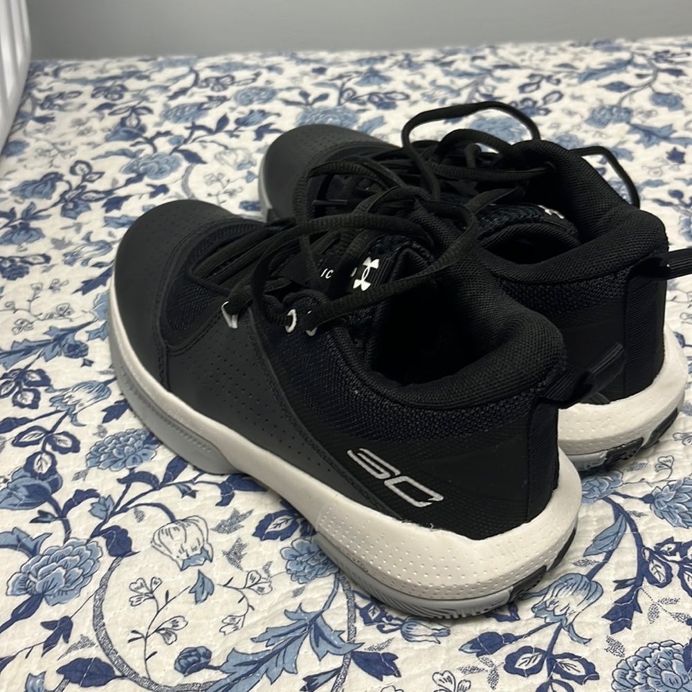 Under armour curry basketball black shoes